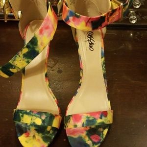 Missimo ankle strap colorful heels sandals